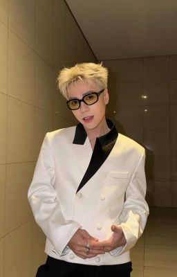 [AllxHung] Thầy giáo chủ nhiệm lớp 12A là một Omega ?