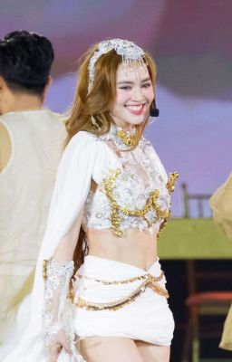 Bạn Cún Và Em Bé Nho 