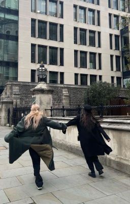 Cùng nàng vạn kiếp bình yên