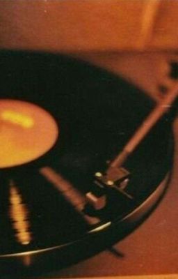 { HoàngKhang } In the eyes , in the life