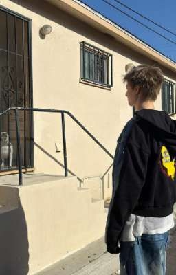 | marjames | chỉ muốn chào hỏi, không muốn bị cắn. 