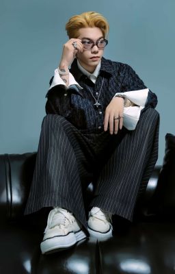 ng. bế em, anh bế em.