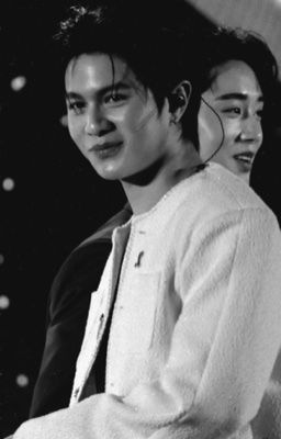 Trong bóng tối chỉ có anh và em 