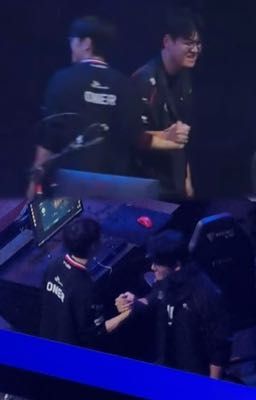 𝐆𝐚̂̀𝐧 𝐇𝐨̛𝐧 𝐌𝐨̣̂𝐭 𝐁𝐮̛𝐨̛́𝐜 